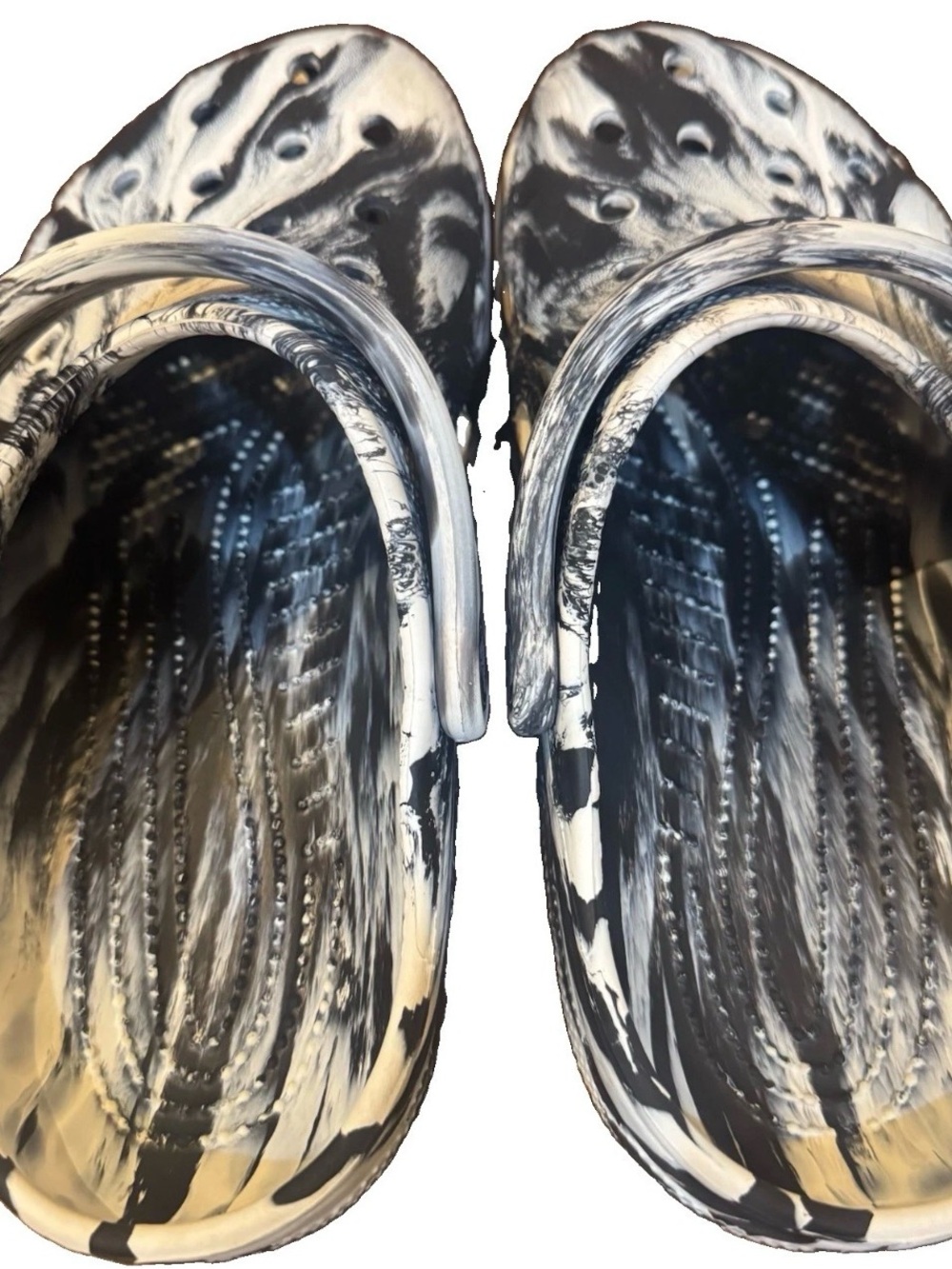 Crocs Big Kid Size J4 Unisex Classic Marbled Clog White And Black - Picture 6 of 11